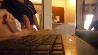 Une femme riche inquiète veut dans le cul le porno hd gratuit pénis du chauffeur